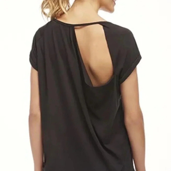 Fabletics Women's Black Whitney Open Shoulder Back Short Sleeve Athletic Shirt - Picture 2 of 12